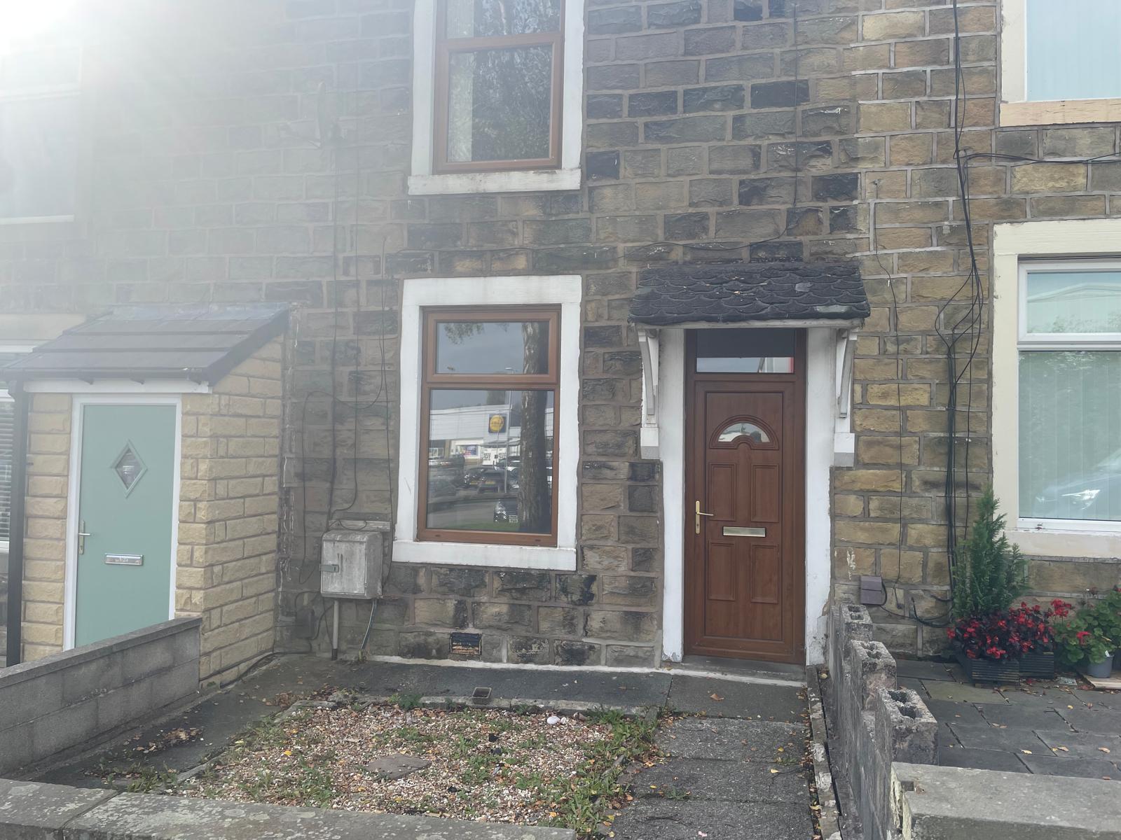 27 Hanover Street, Colne, BB8 9HD